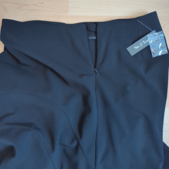 NIC+ZOE Black Flared A-line Midi Skirt NWT - Picture 11 of 13
